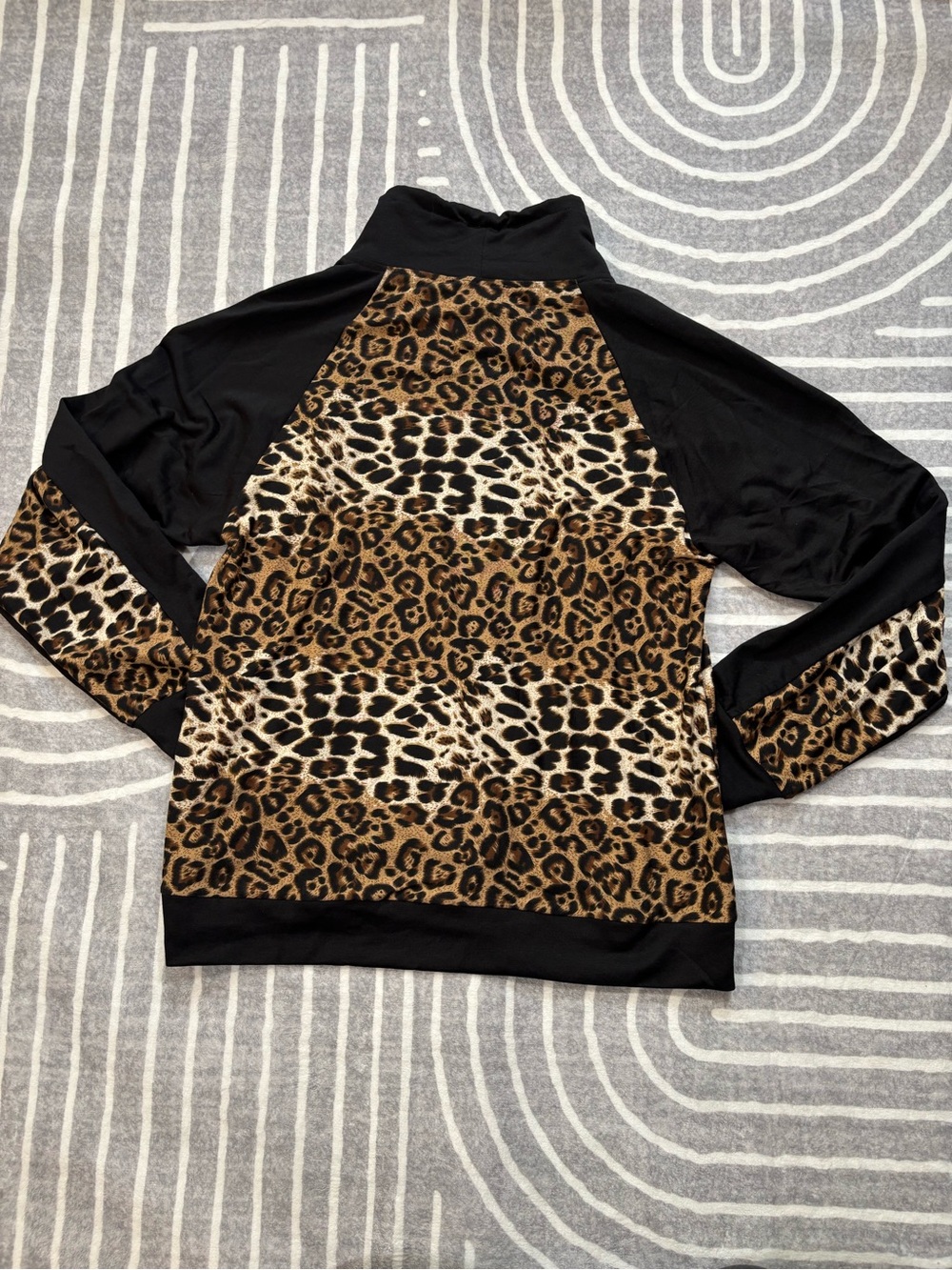 Available Black Pullover Summer Sweatshirt Leopard Print Panels, Large - Picture 2 of 6
